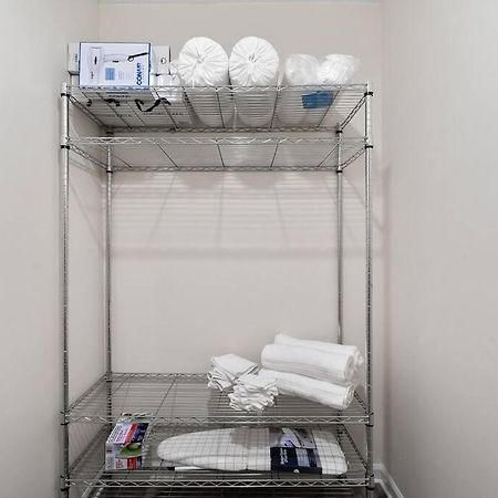 Cozy 2 Bedroom Pineville-Matthews Duplex Sleeps 8 Charlotte Luaran gambar